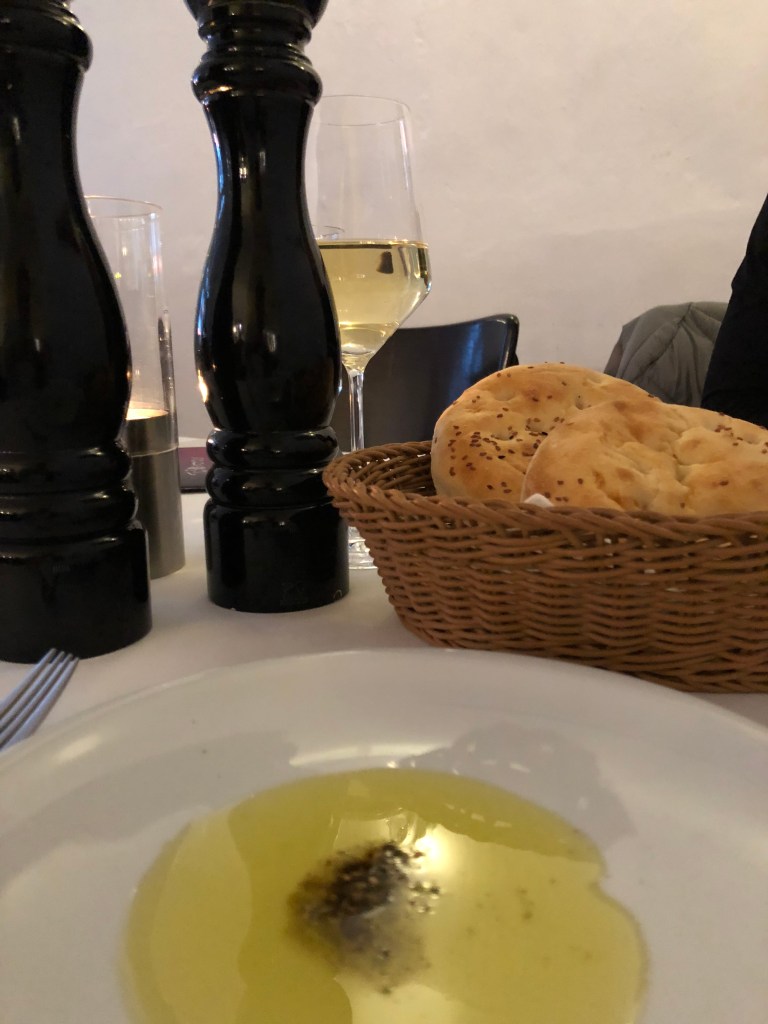 E5CB9592-40F1-4FBD-9B6B-15E5581C0240